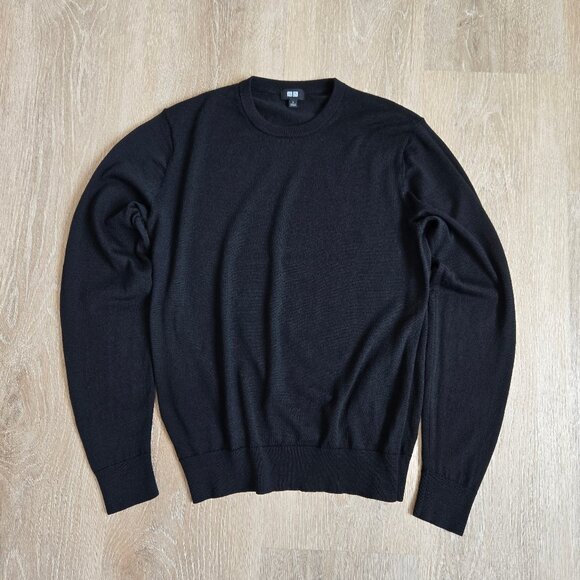 Uniqlo 100% Wool Lightweight Men's Crew Neck Sweater Black Size Small - Picture 1 of 11